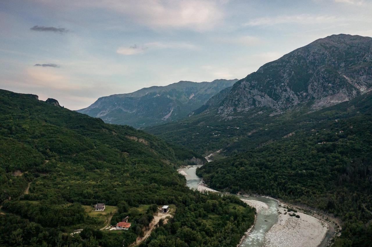 Gefiri Plakas Hotel, Tzoumerka Екстериор снимка