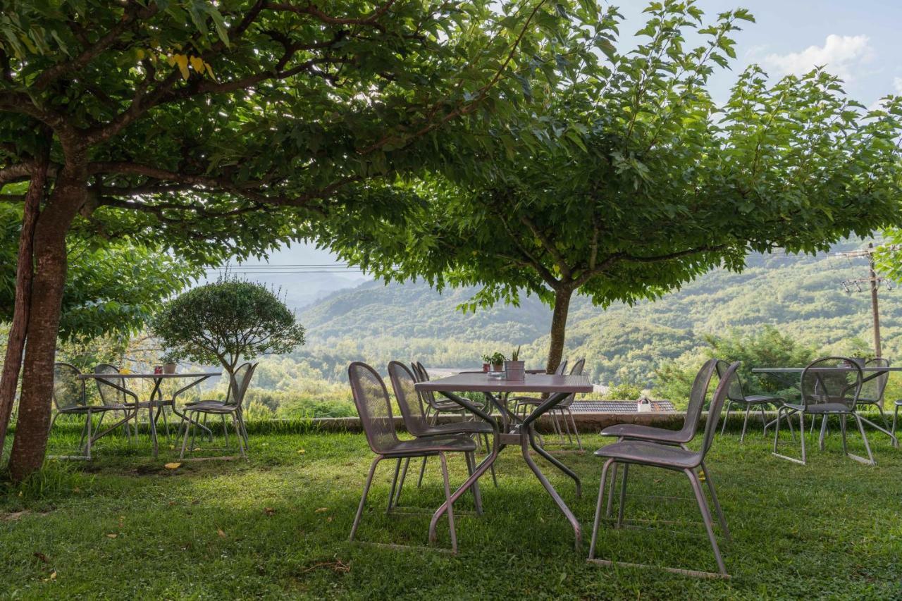Gefiri Plakas Hotel, Tzoumerka Екстериор снимка